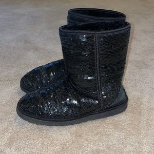 Short Black Sparkley Uggs
